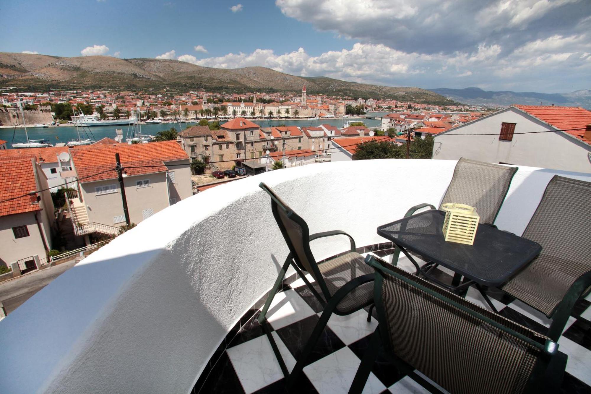 Rooms Carija Trogir Oda fotoğraf